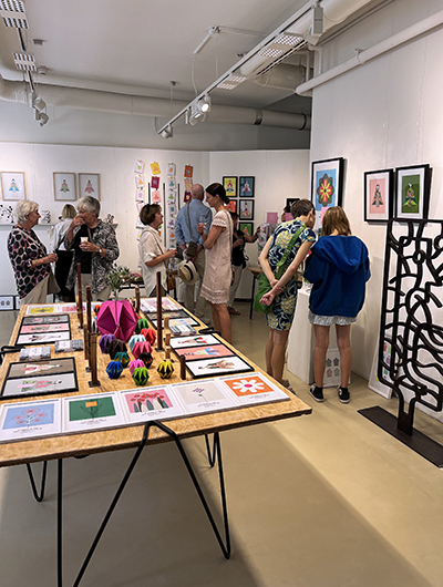 ausstellung wood meets paper