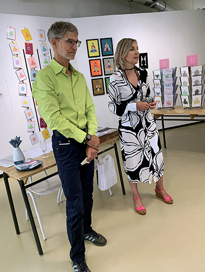 eröffnung ausstellung wood meets paper