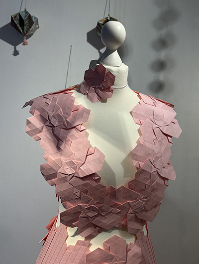 msk2_origami_papierkleid